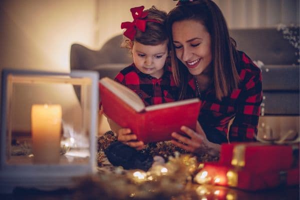 Vorlesen von Weihnachtsgeschichten